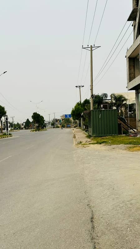 Main Boulevard Facing Commercial Shops 2