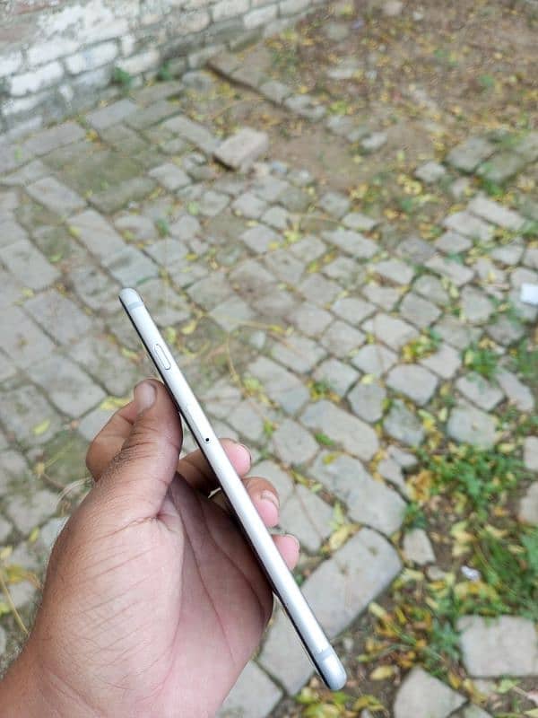 i phone 6s plus urgent sale 3