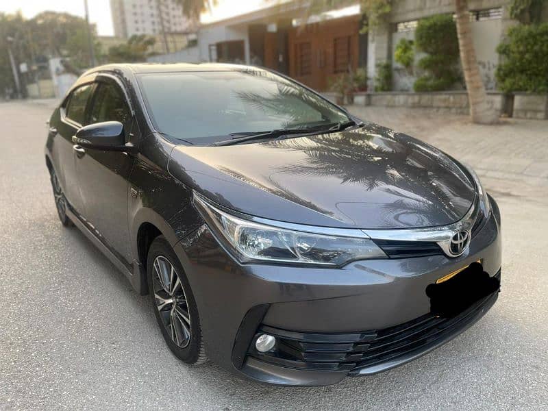 Toyota Corolla Altis 2018 4