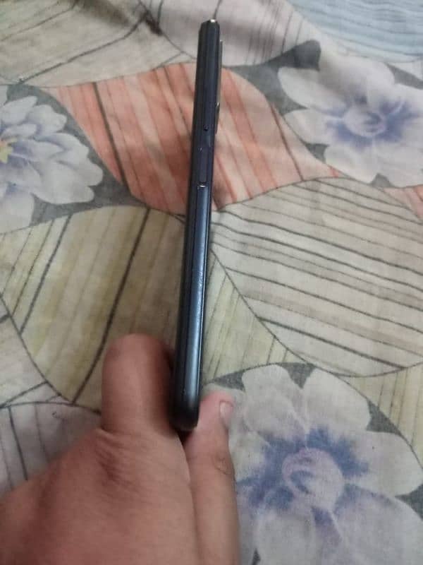 vivo Y20 mobile 4Ram 64gb for sale Hor sat 5000Mh Battery Hi 1