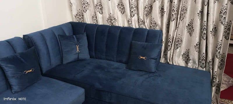 5 seater sofa set. 3