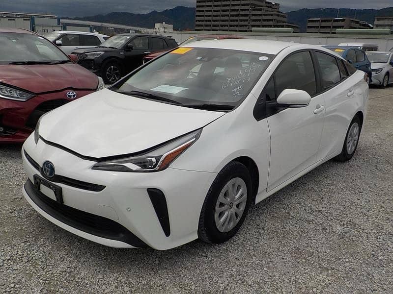 Toyota Prius 2024 6