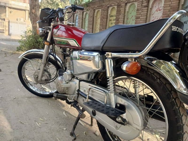 Honda CG 125 SE Urgent For Sale | Honda In Bikes | Total Geniune 5