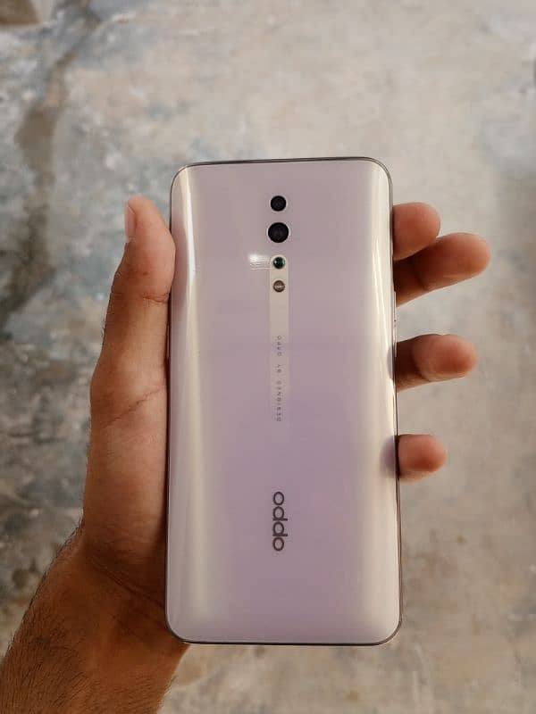 Oppo Reno Z 8/256 0