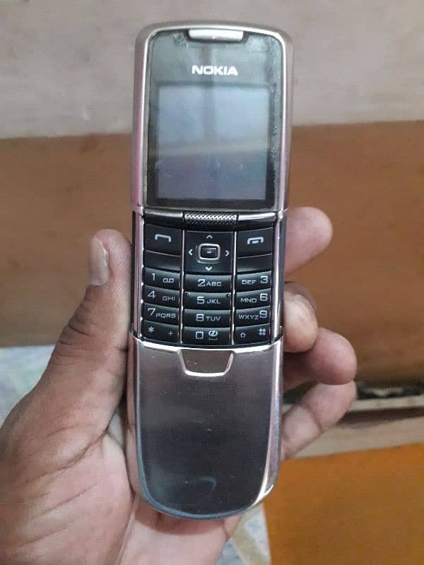 Nokia 8800 battery nhi hai non pta aur insert sim show kar raha hai 7