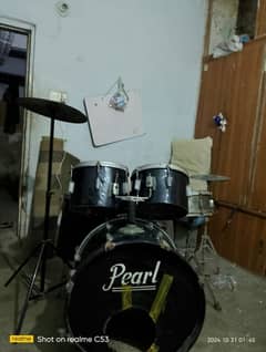 Pearl Drum Kit for sale