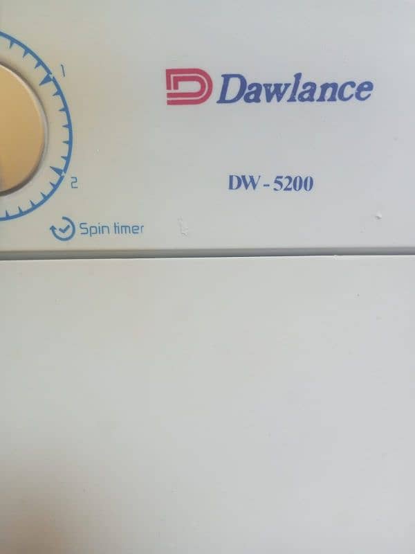 Dawlance(DW5200) washing machine with spinner, twin tub 0