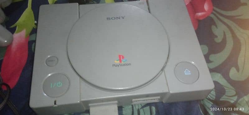 PS1 game cd ni  h 7500 03039324695 2