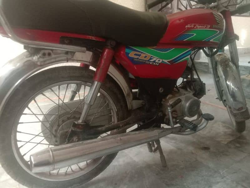 Honda 70  18 model acchi condition mein hai03092131973 3