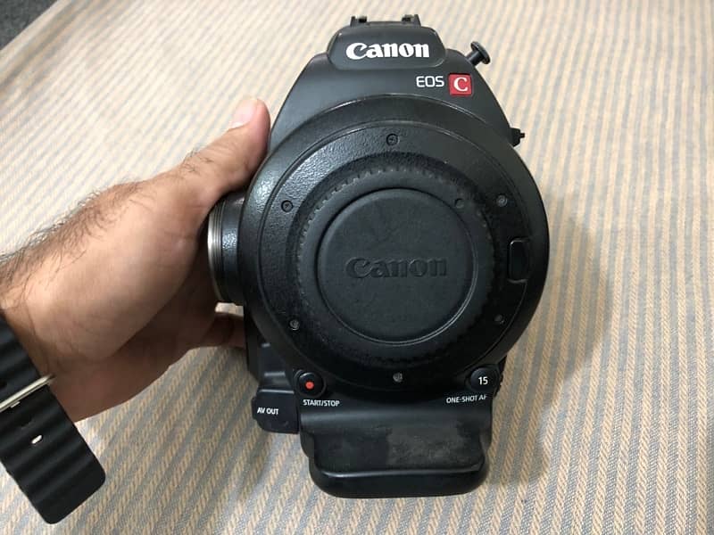 Canon EOS C100 for Sale (Best Video Camera) 12