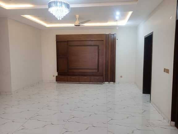 Unoccupied House Of 10 Marla Is Available For Sale In Johar Town 26