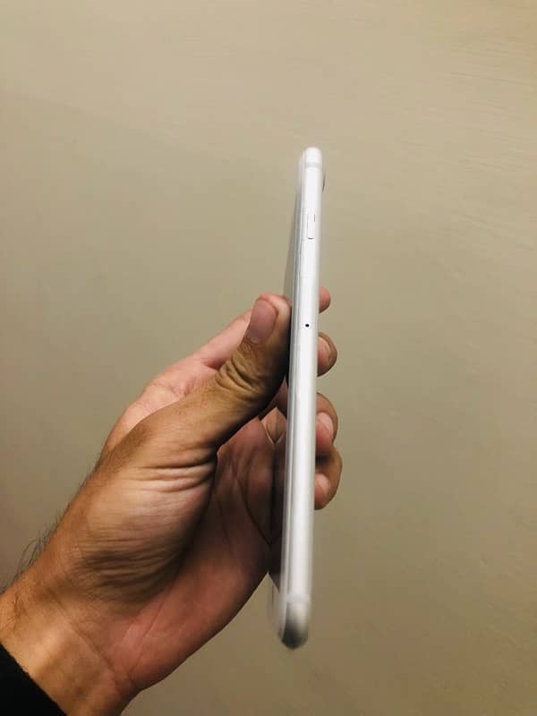 iphone 8  plus 256 gb approved 2