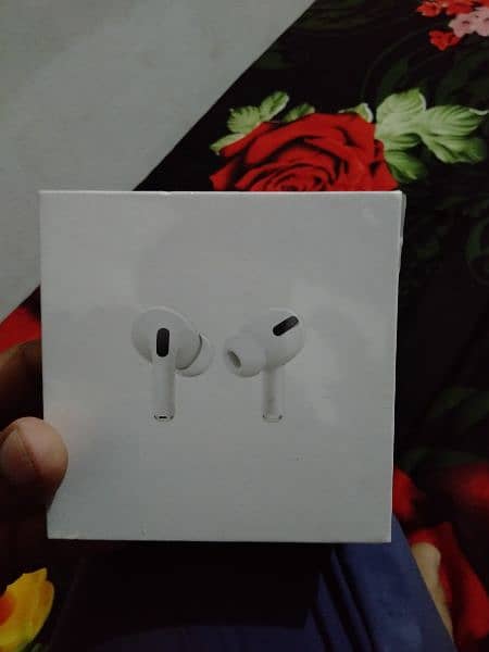 Apple airpods pro 0