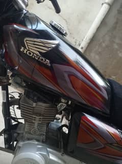 Honda CG 125  for sale at good price [like new]