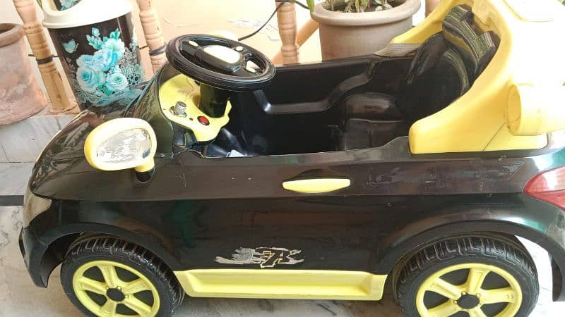 Kids BMW electric car 2