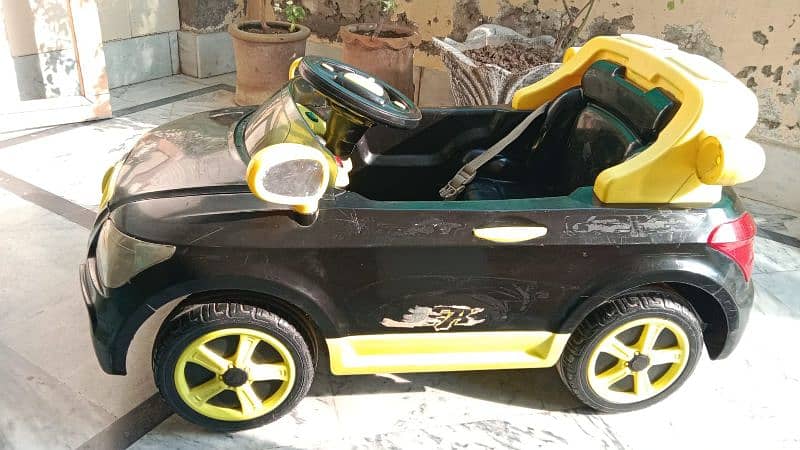 Kids BMW electric car 3