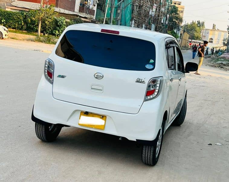 Daihatsu Mira 2013 4