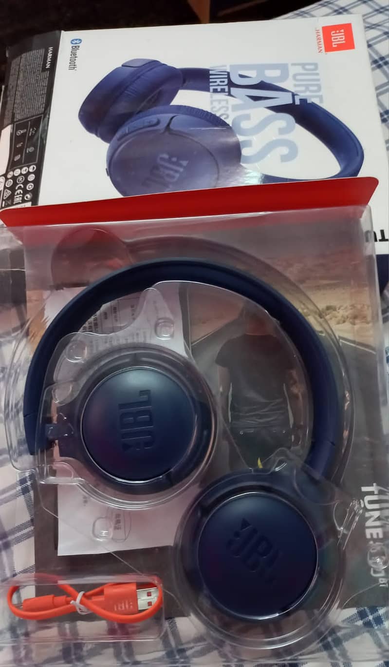 JBL Headphones Original. 1