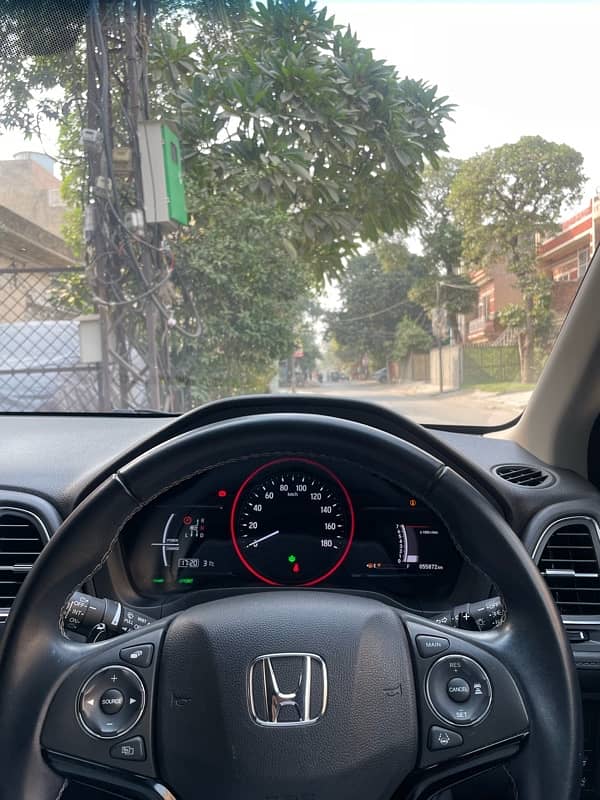 Honda Vezel 2019 9