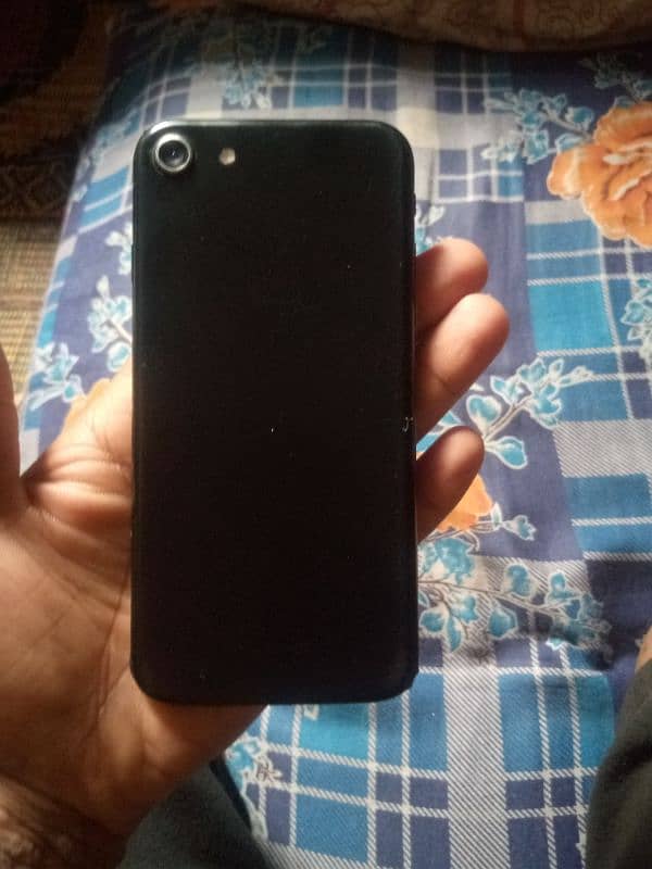 iPhone 7 128GB Pta approved urgent sale 4