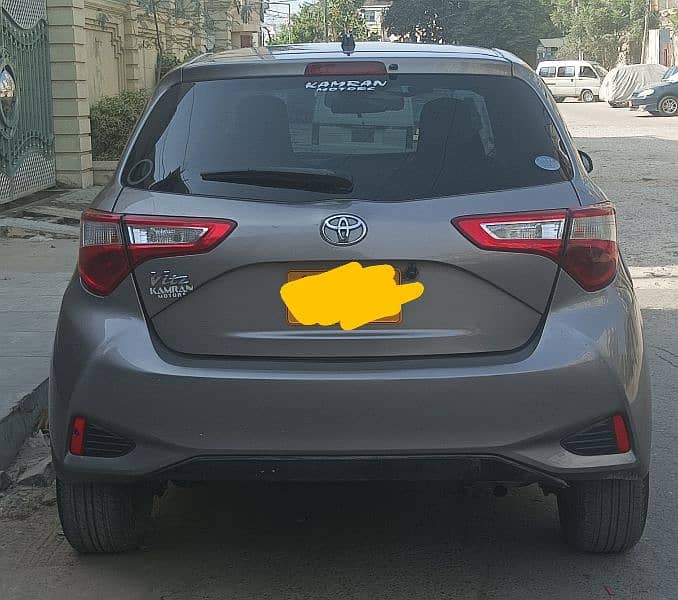 Toyota Vitz 2018 1