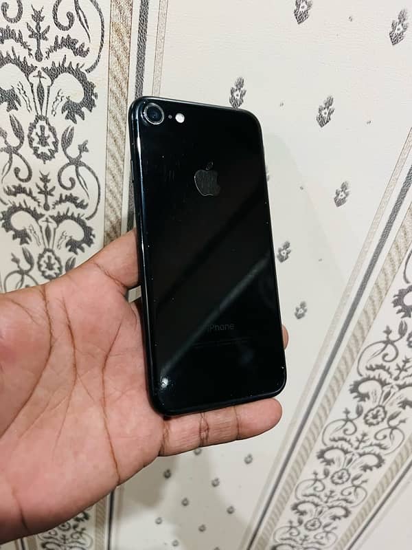 Iphone 7 128GB PTA Apporved 2