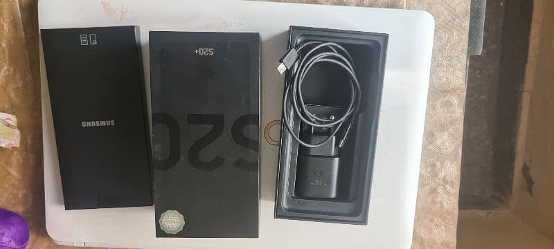 S20plus 8/128 black 4