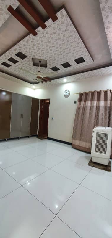 240 Square Yards Upper Portion For sale In Gulshan-e-Iqbal - Block 1 Karachi 13