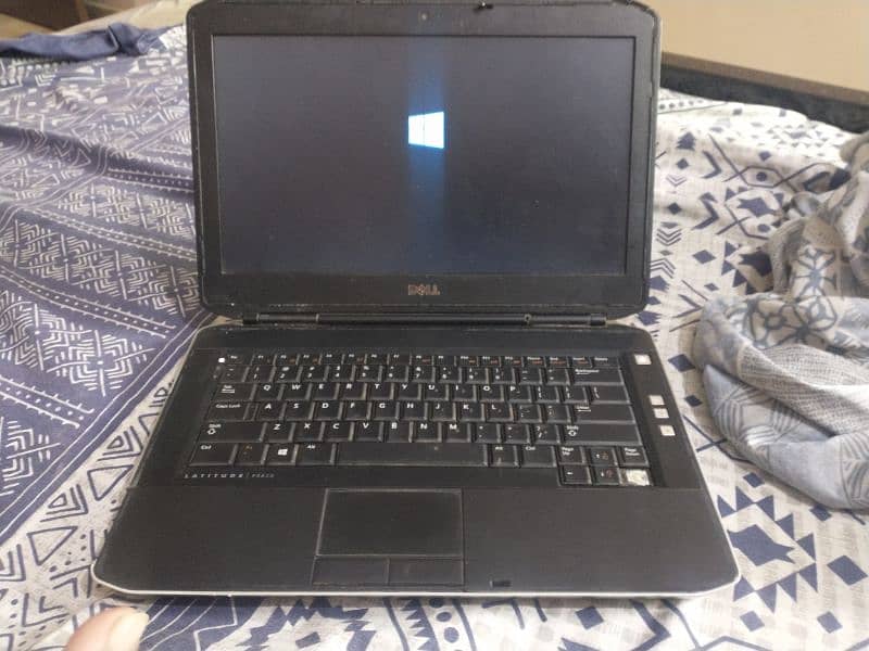 Dell Latitude e5430  core i3 2nd Gene 0