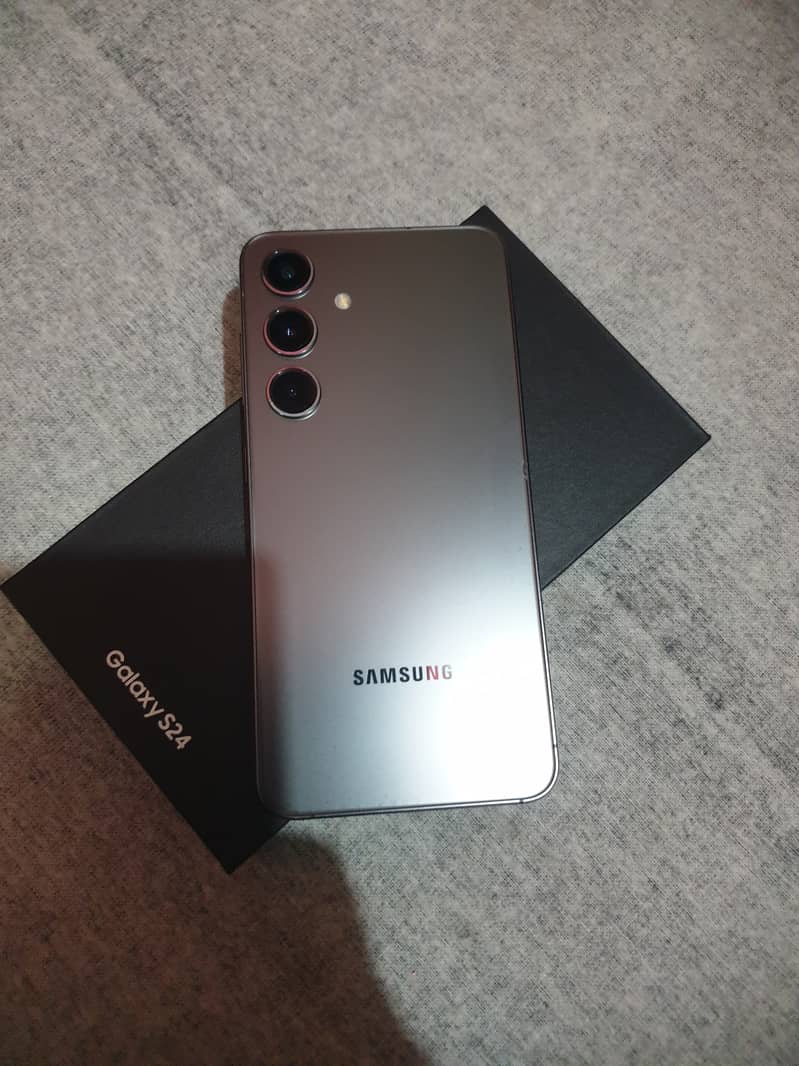 S24 Official Model Onyx Black. Non Pta. 256gb. Full Box. Dual Sim. 6