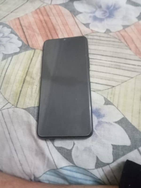 vivo Y20 mobile 4Ram 64gb for sale Hor sat 5000Mh Battery Hi 5