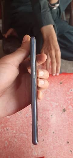 one one plus 8 5guw 8 128 condition bilkul ok hwith water pack