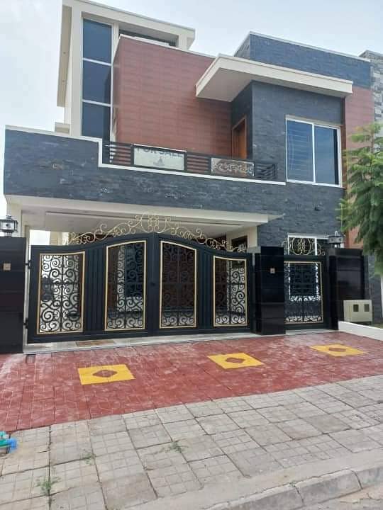 10 Marla Upper Portion Good Condition Available in Bahria Town Phase 8 Rawalpindi 0