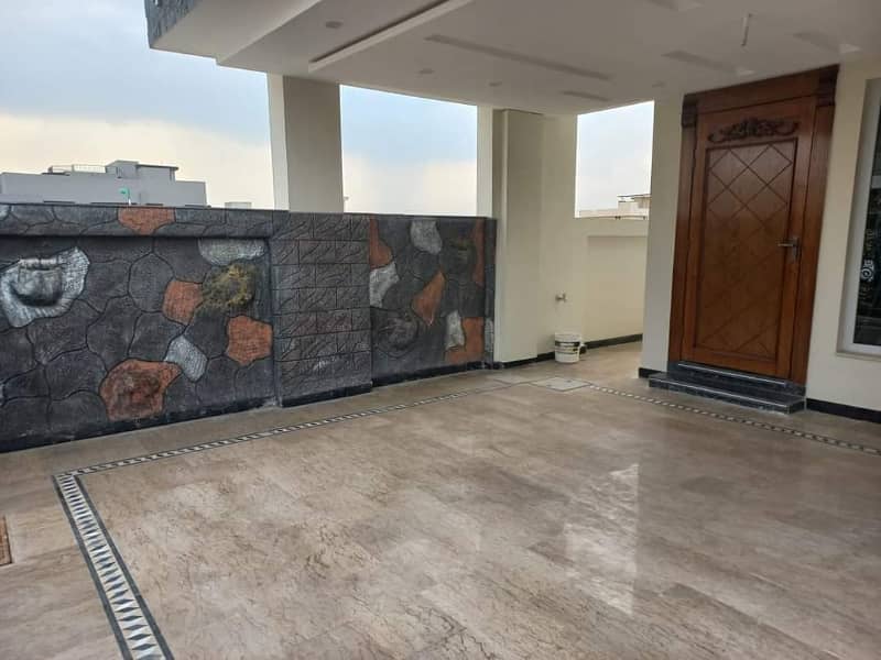 10 Marla Upper Portion Good Condition Available in Bahria Town Phase 8 Rawalpindi 21