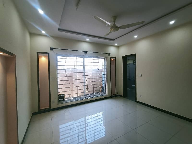 Sector J 8 Marla Double Unit House Just Like A Brand Slightly Used Available For Rent In Bahria Town Phase 8 Rawalpindi 9