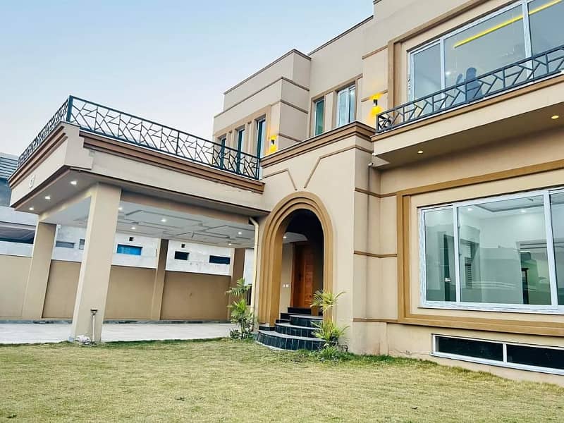 1 kanal Upper Portion New Condition in Bahria Town Phase 8 Rawalpindi 3