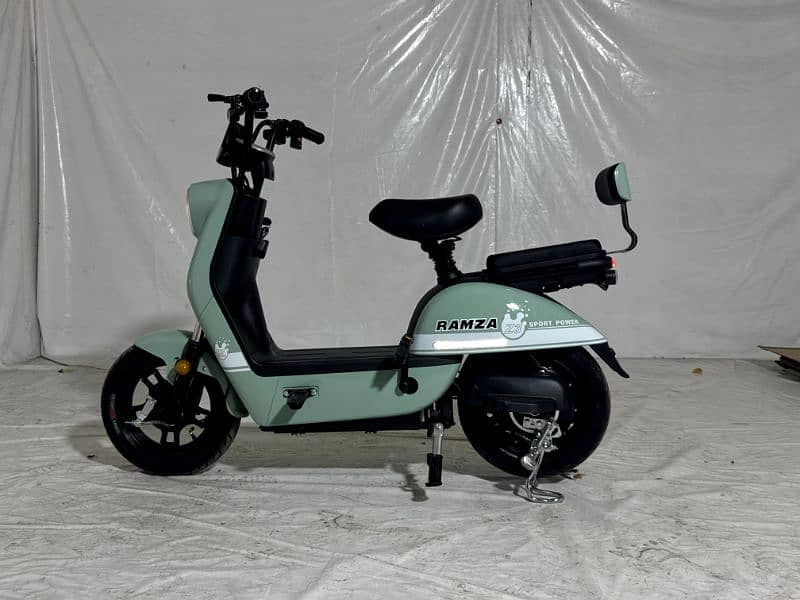 New Asia Electric Scooty Z3 Model 2024 New Zero Meter 18