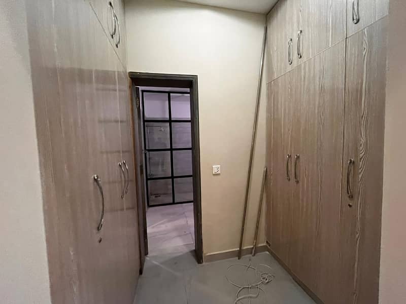 10 Marla Triple Storey House (Double Unit With Basement ) 6 bedroom 2 kitchen gas install available for Rent in Bahria Town Phase 8 Rawalpindi 15