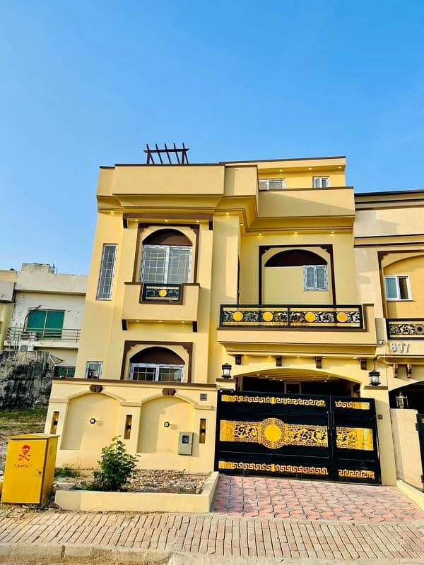 Rafi Block 6 Marla Brand New Double Storey Designer House For Rent Bahria Town Phase 8 Rawalpindi Islamabad 0