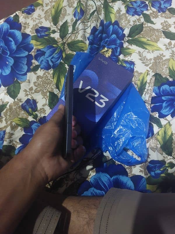 vivo v23 5g 03458686886 is par rabta kre 4