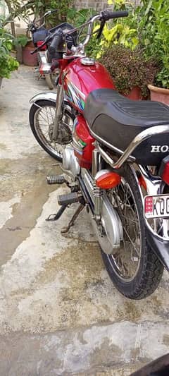 Honda CG 125 2023 MODEL 10/9 CONDITION