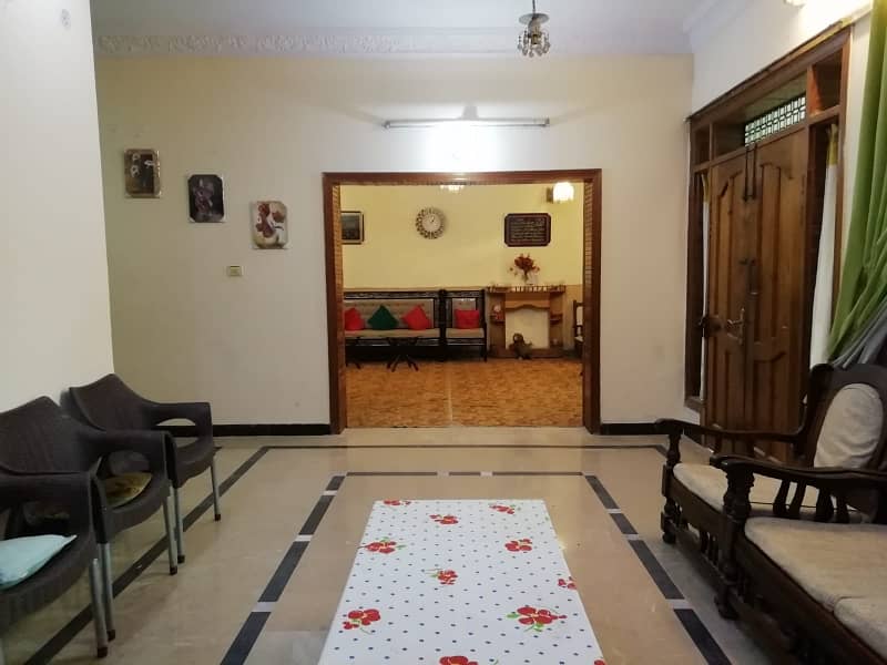 11 Marla 6 Beds Double Storey House The Best For Living Available For Sale Reasonable Price With All Facilities 0