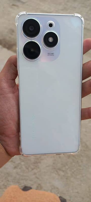 Tecno spark 10 pro 5