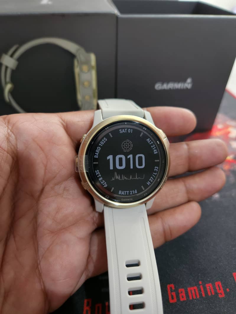 Garmin fenix 6S Pro Solar Brand new Light gold with light sand color 8