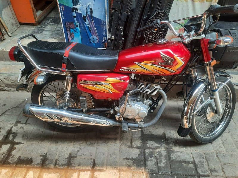 honda cg 125 for sale very good condition 10/10 1