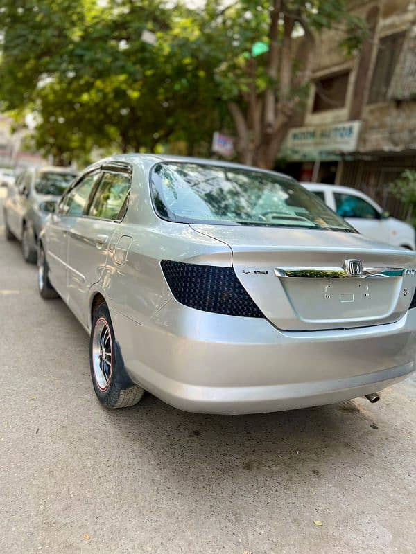 Honda City Model 2005 Good Condition. 3