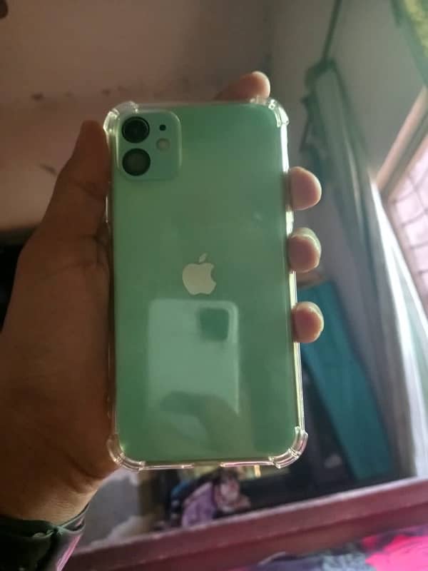 iPhone XR 0