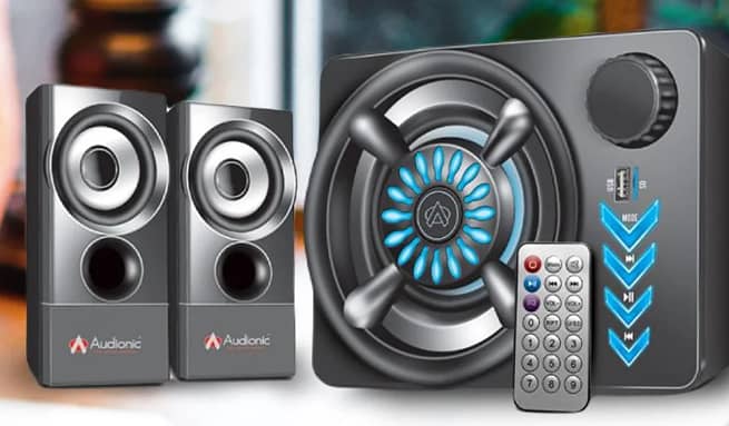 Audionic speaker with woofer 1