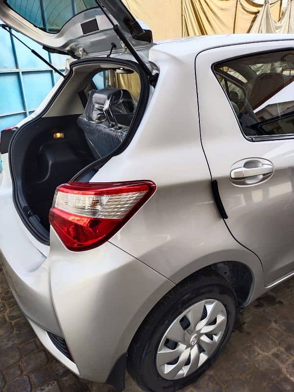 Toyota Vitz 2021 3