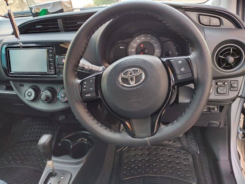 Toyota Vitz 2021 5